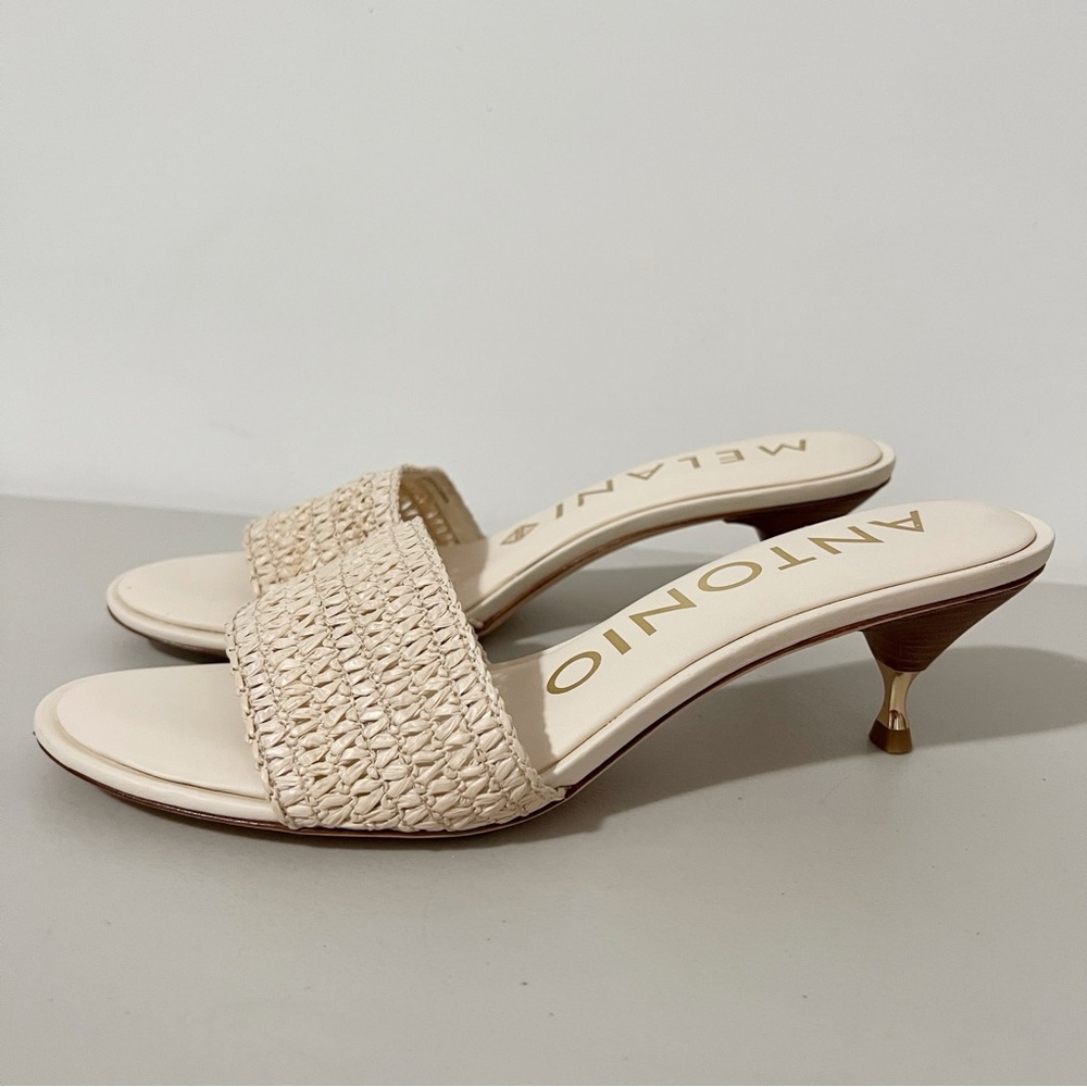 Antonio Melani Cream Issla Raffia Woven Women's Kitten Heels Size 9.5M